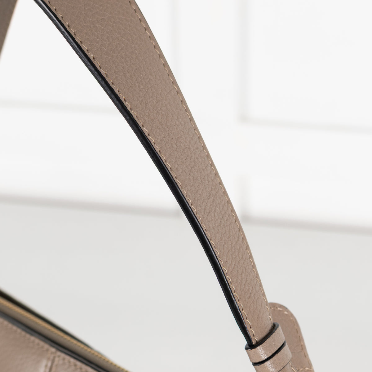 See By Chloe  Susie Taupe Shoulder Bag With Tassels & Crossbody Strap - Image 13