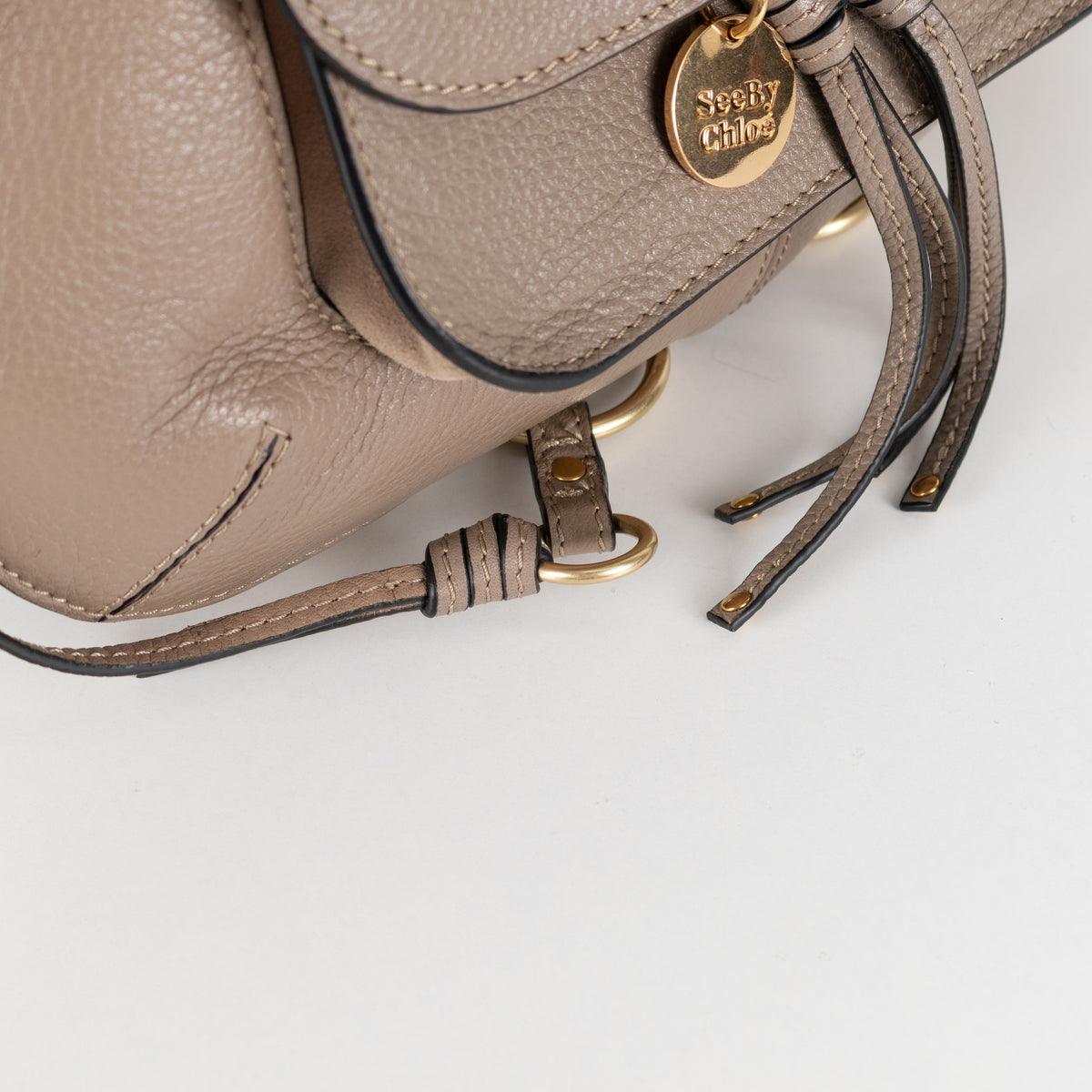 See By Chloe  Susie Taupe Shoulder Bag With Tassels & Crossbody Strap - Image 16