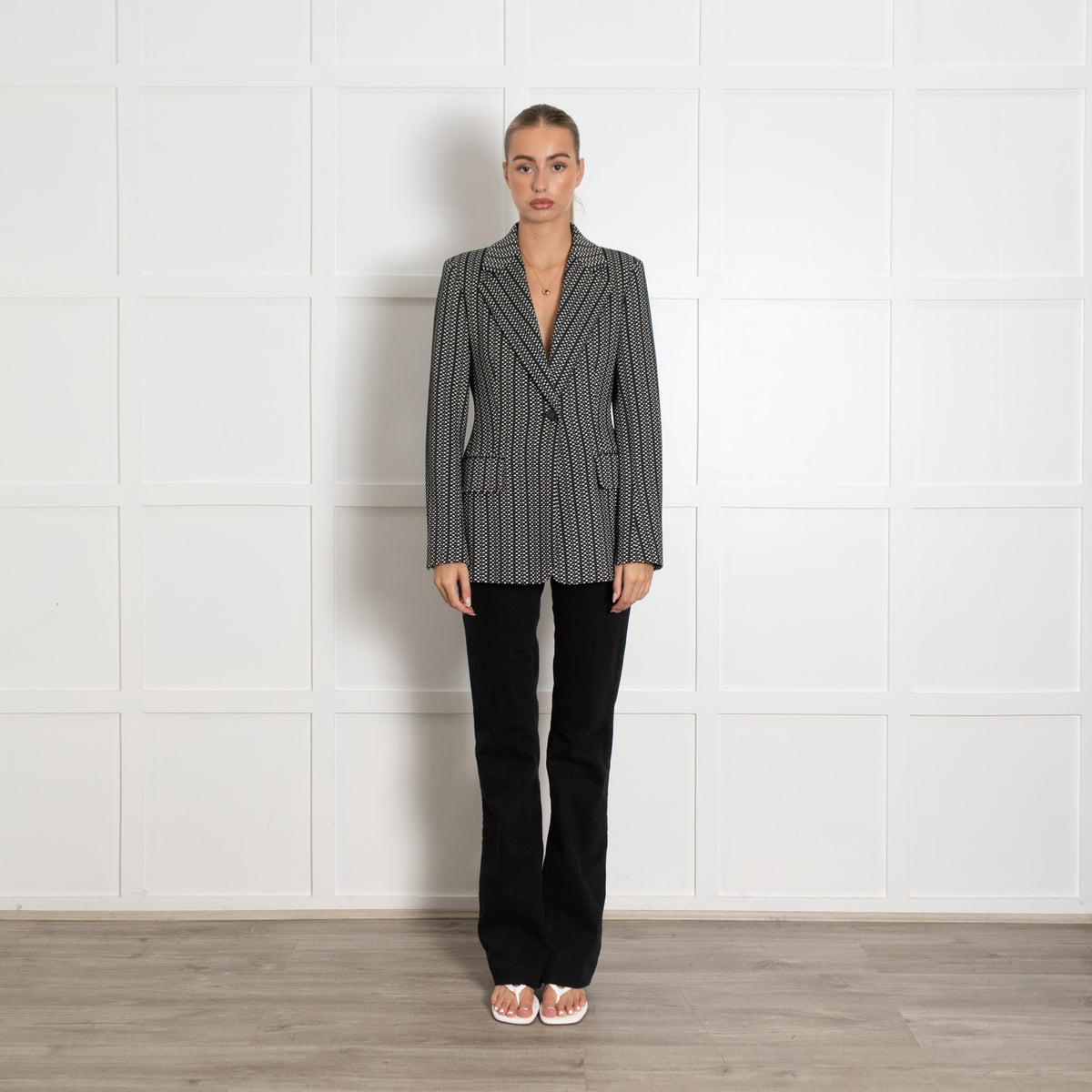 Sportmax Black And White Textured Geometric Print Fitted Blazer - Image 1