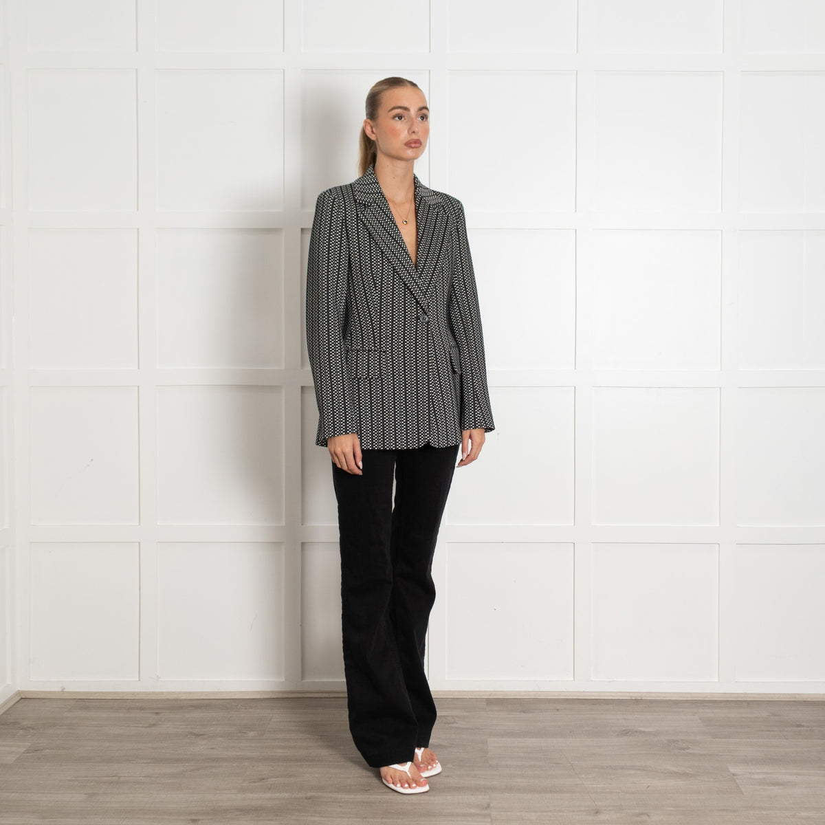 Sportmax Black And White Textured Geometric Print Fitted Blazer - Image 7
