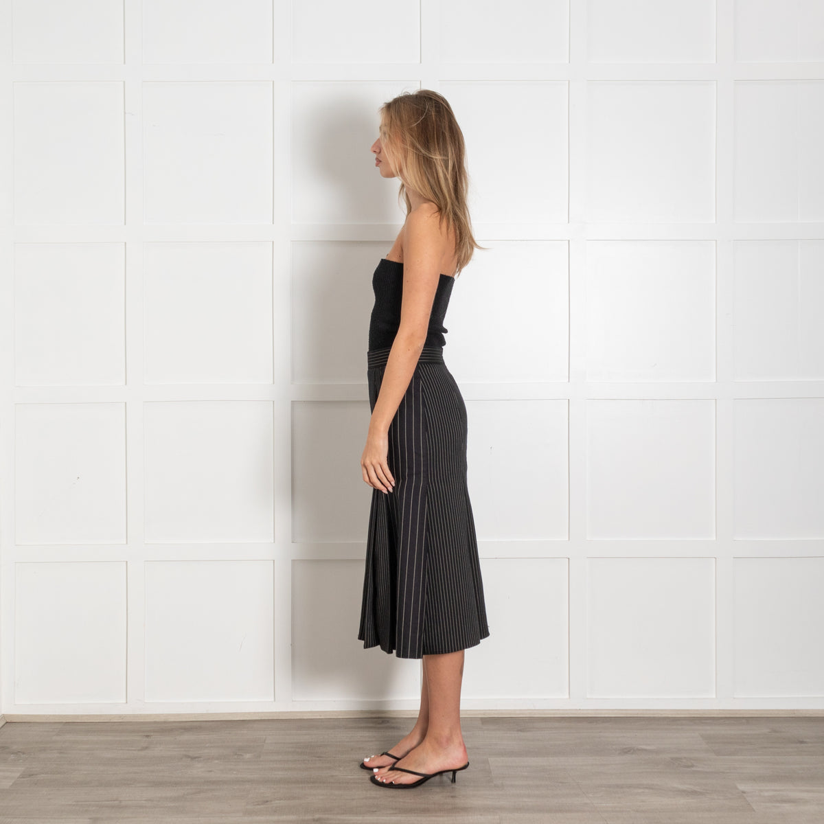 Stella McCartney Black Wool Blend Pinstripe Pleated Midi Skirt - Image 4