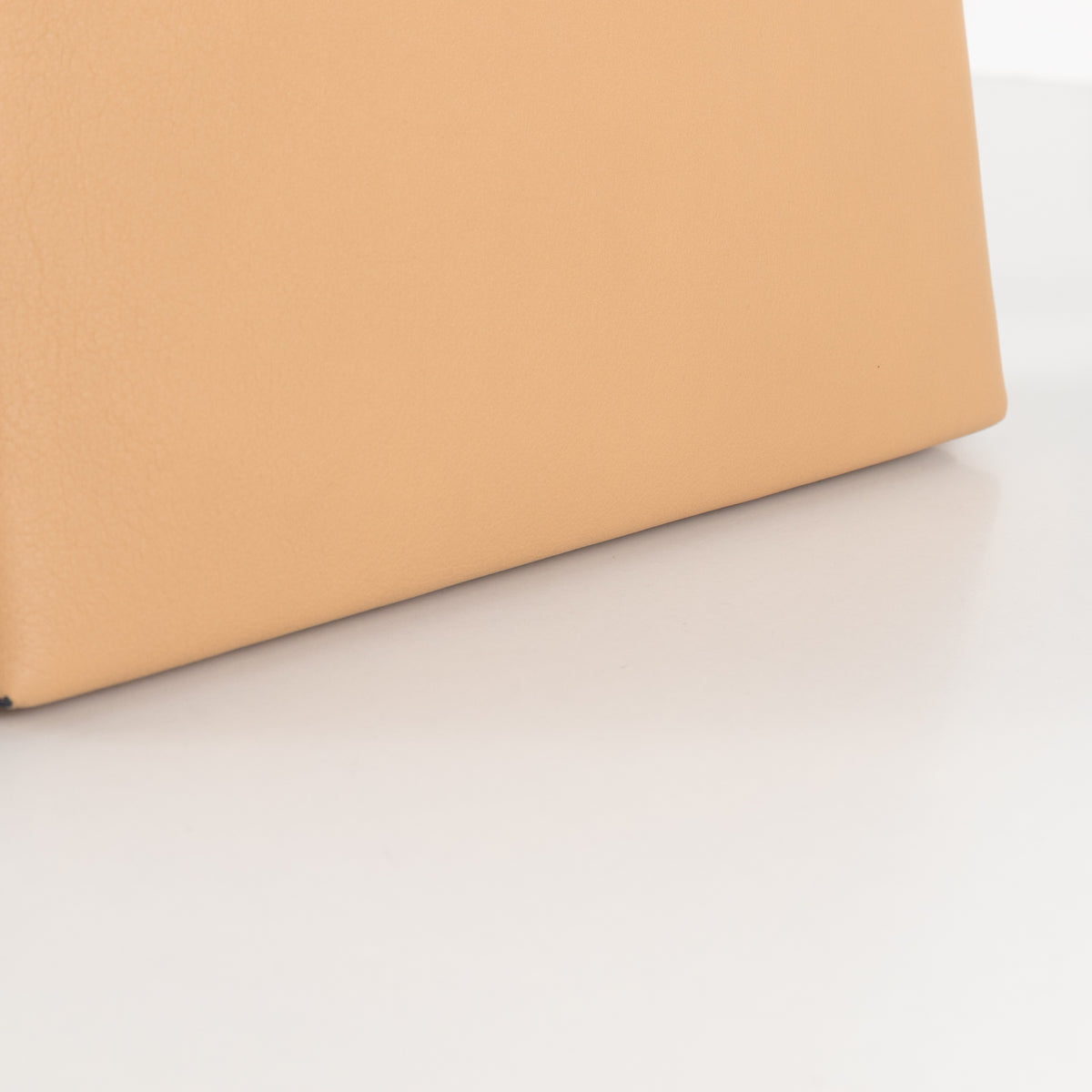 Standard Trinity Oat Honey Clay Leather Top Handle Bag - Image 17