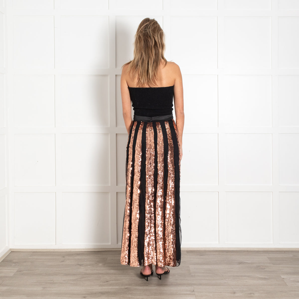 Temperley London Black Rose Gold Sequins Pleated Maxi Skirt - Image 4