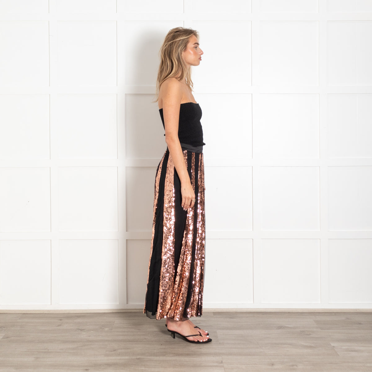 Temperley London Black Rose Gold Sequins Pleated Maxi Skirt - Image 5