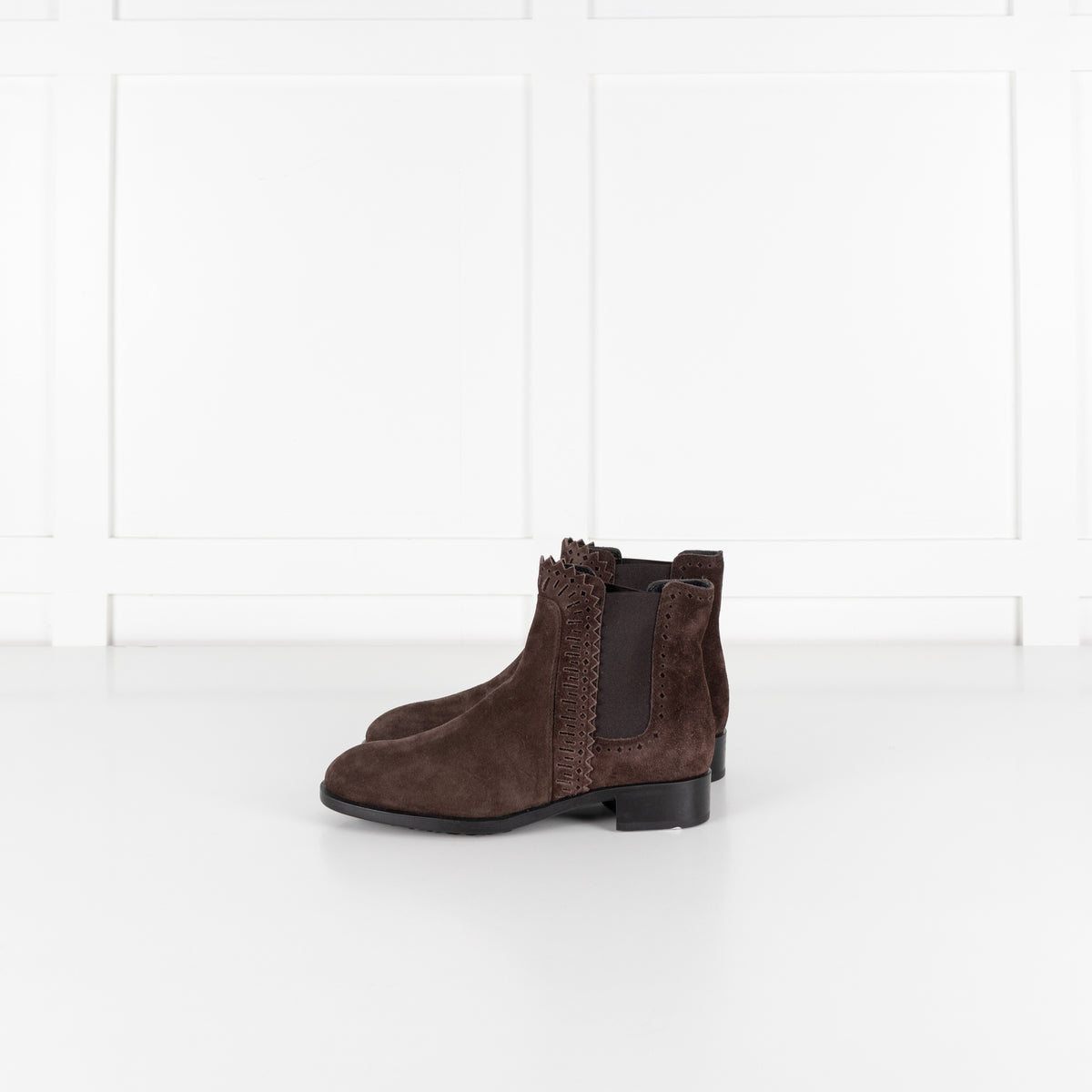 Tod's Brown Suede Chelsea Boot - Image 4