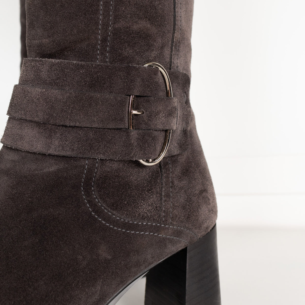 Tod's Grey Suede Heeled Knee Length Boots - Image 10