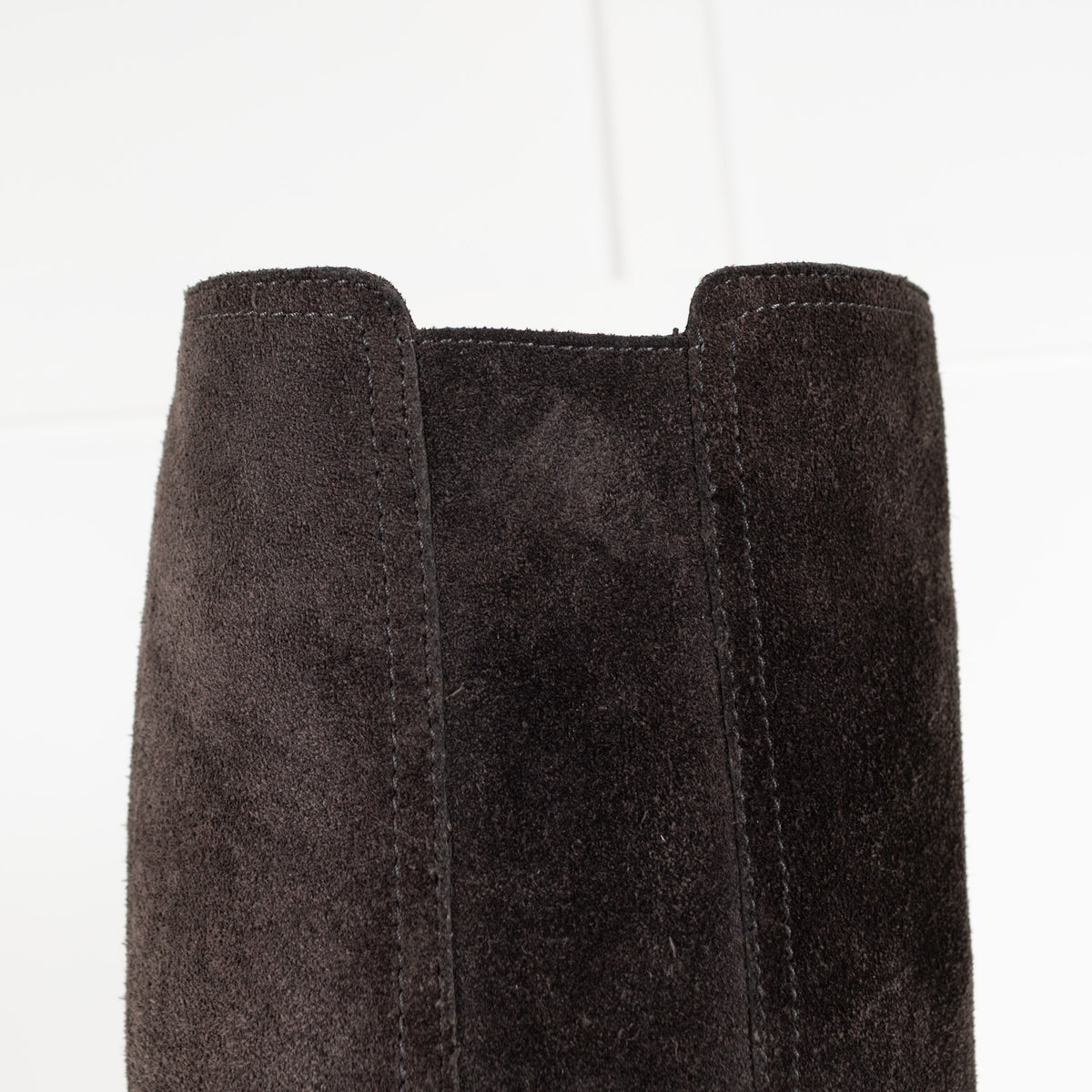 Tod's Grey Suede Heeled Knee Length Boots - Image 13