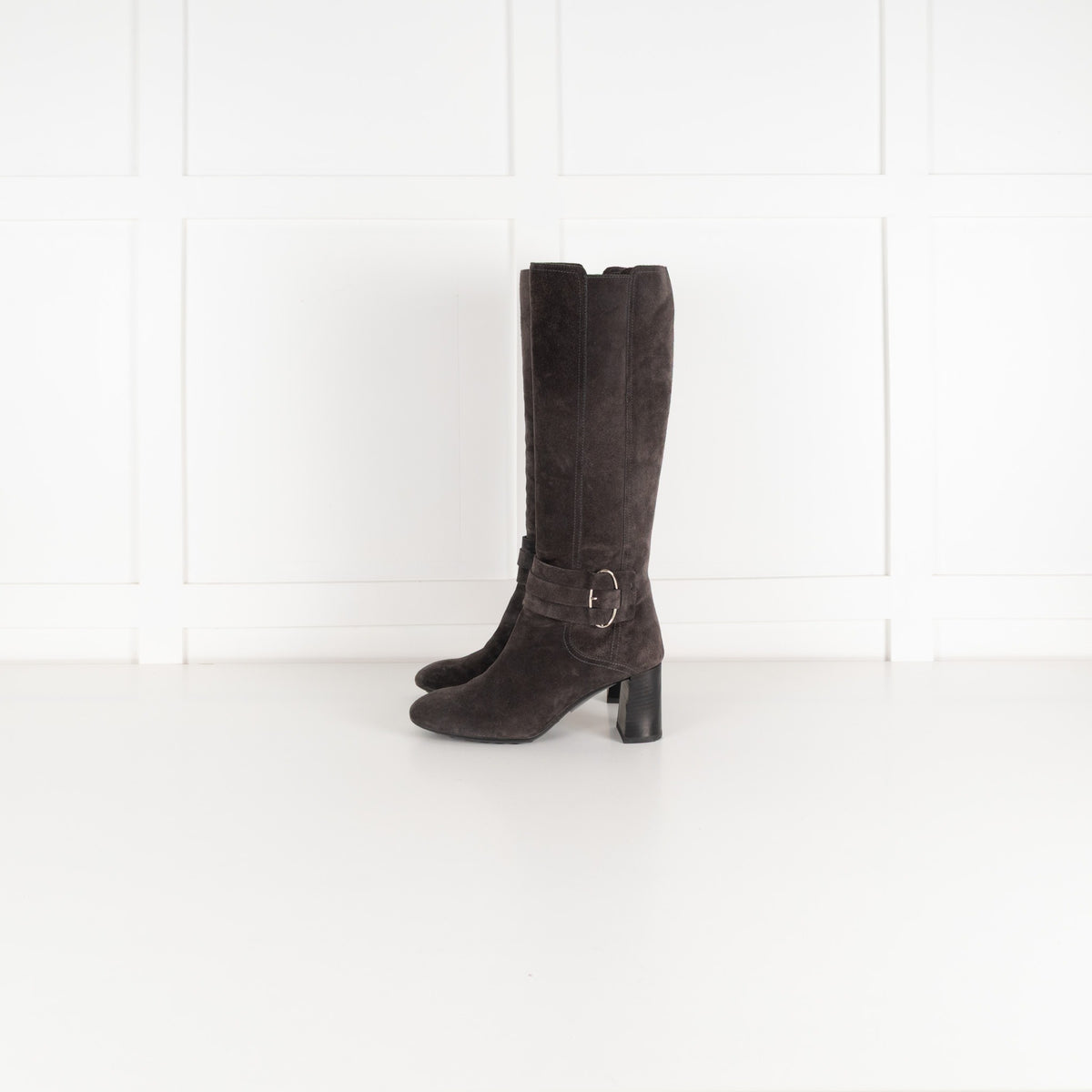 Tod's Grey Suede Heeled Knee Length Boots - Image 4