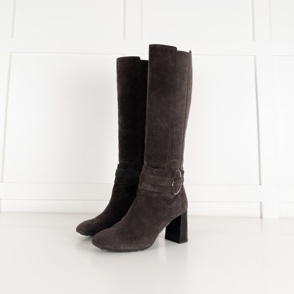Tod's Grey Suede Heeled Knee Length Boots - Image 9