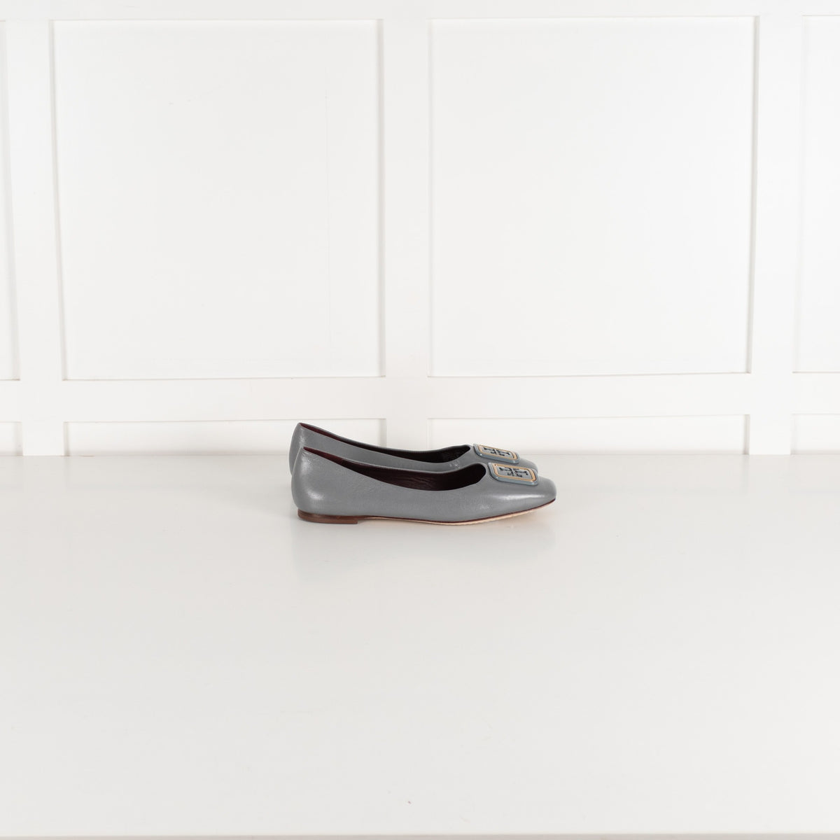 Tory Burch Grey Georgia Leather Ballet Pumps - Image 6