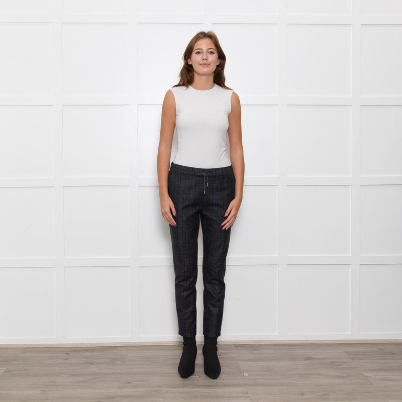 Me + Em Black/White Fleck Joggers With Cream Side Stripe