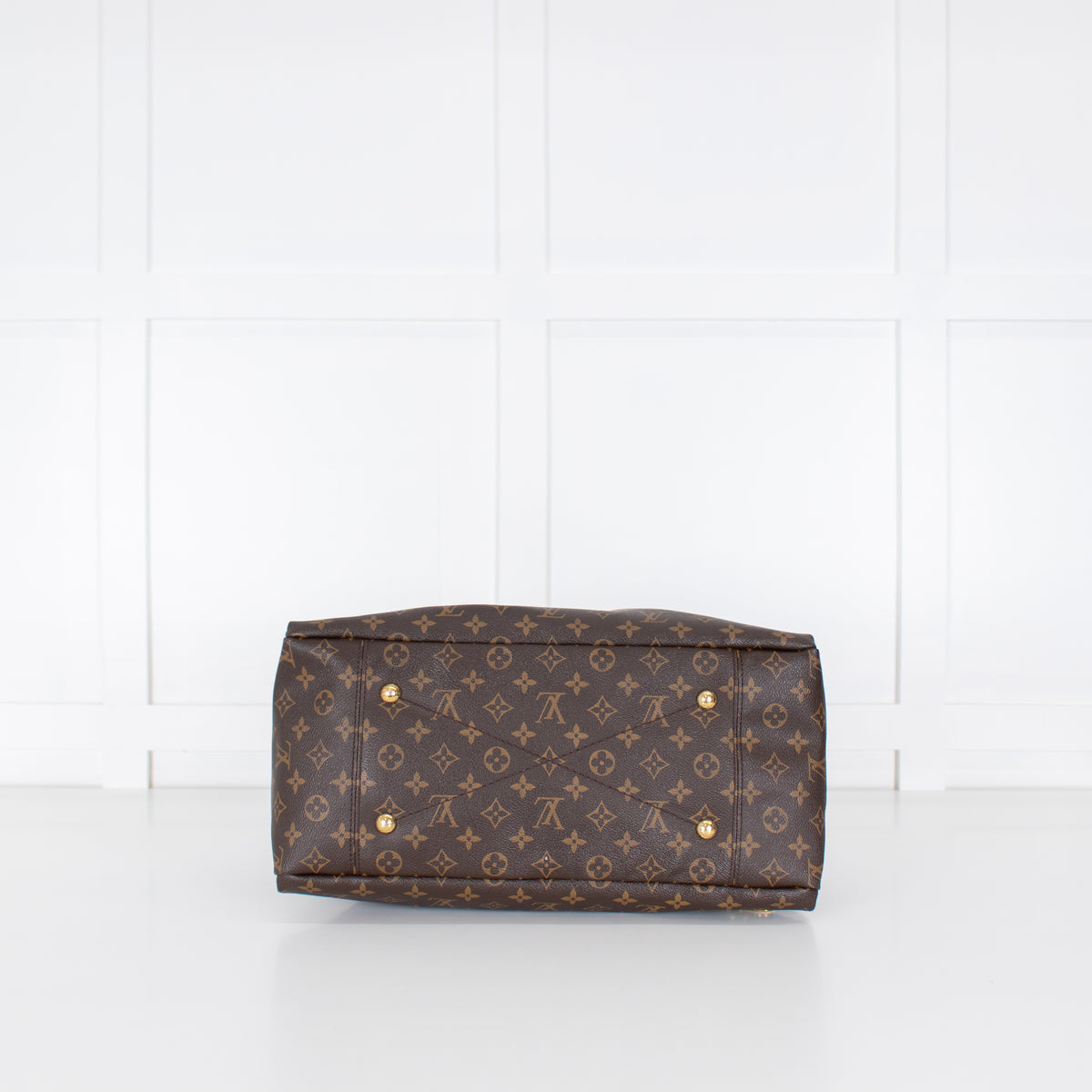 Louis Vuitton Brown Monogram Canvas Artsy MM Bag