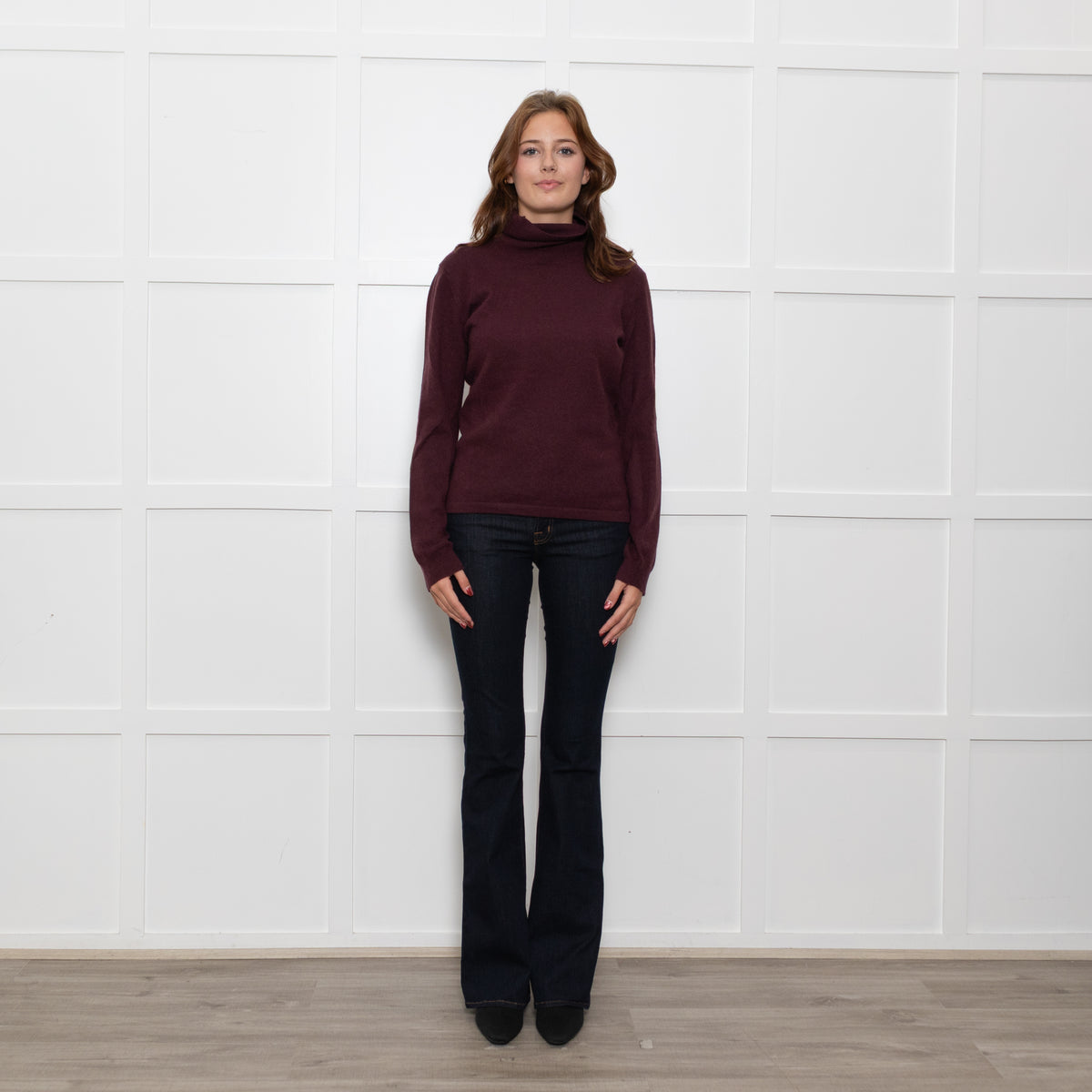 Weekend Max Mara Burgundy Cashmere Rollneck