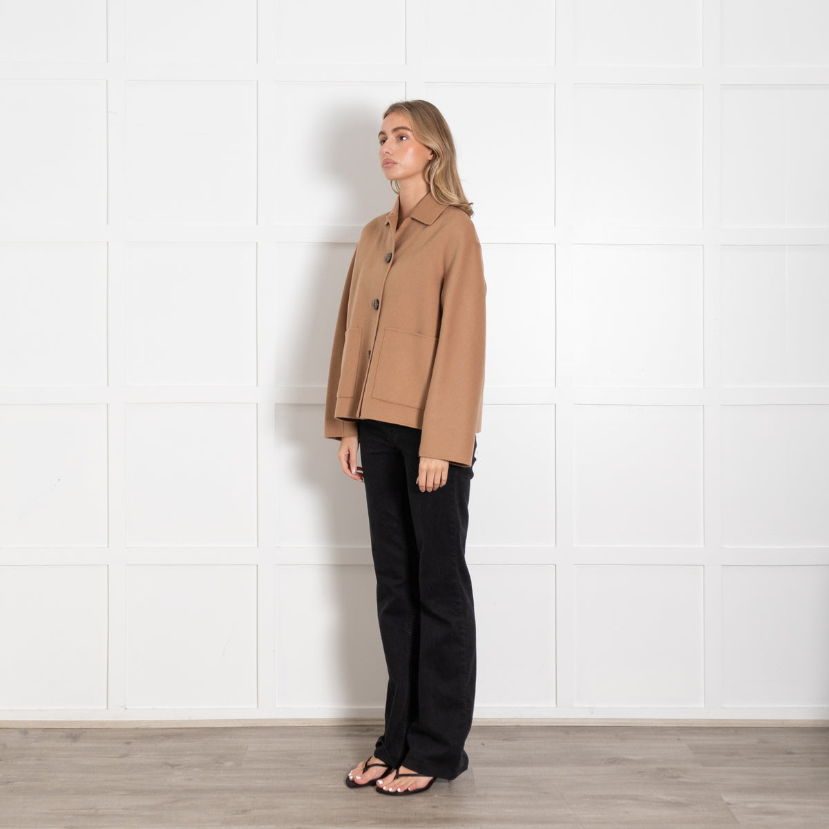 Weekend Max Mara Camel Wool Jacket - Image 3