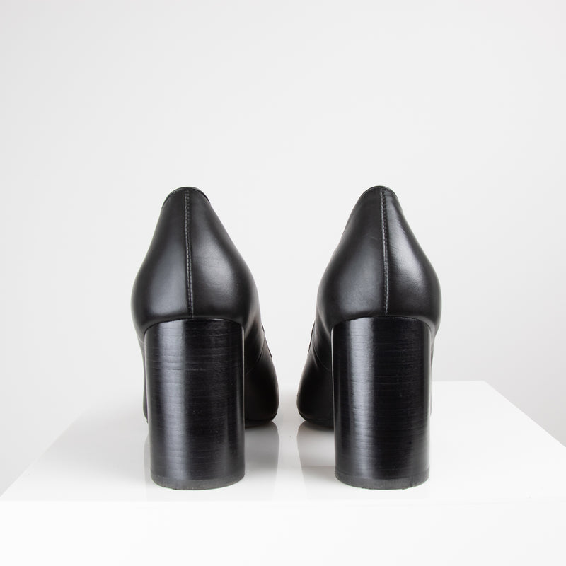 Tory Birch Black Gold Logo Chunky Heel Shoes