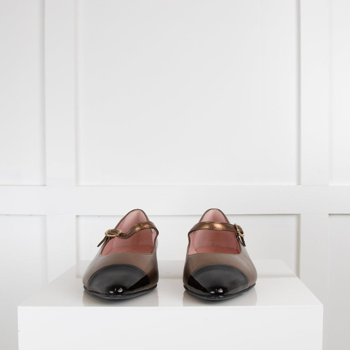 Pretty Ballerinas Bronze Buckle Shoe with Patent Toe