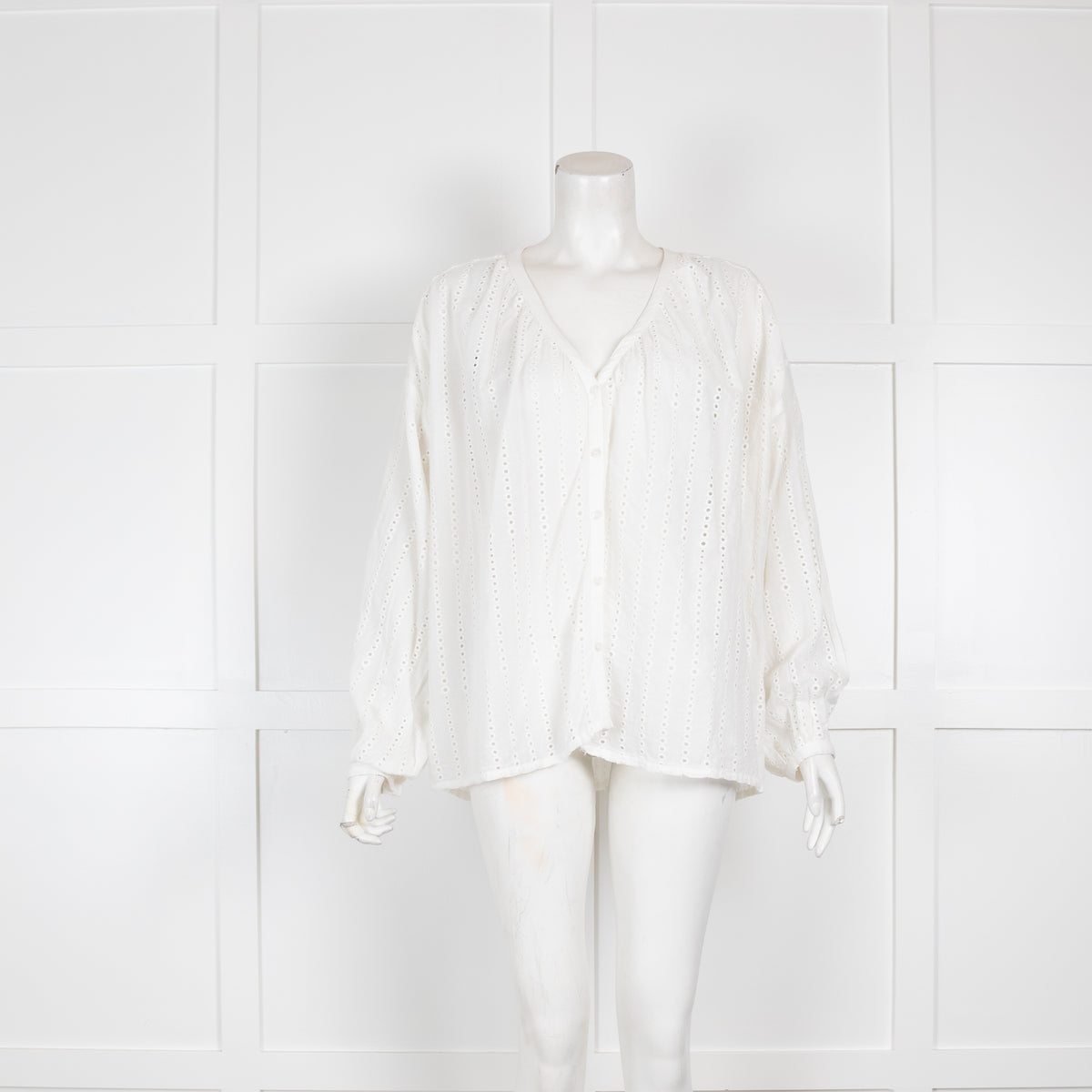 Notshy White Broderie Tunic