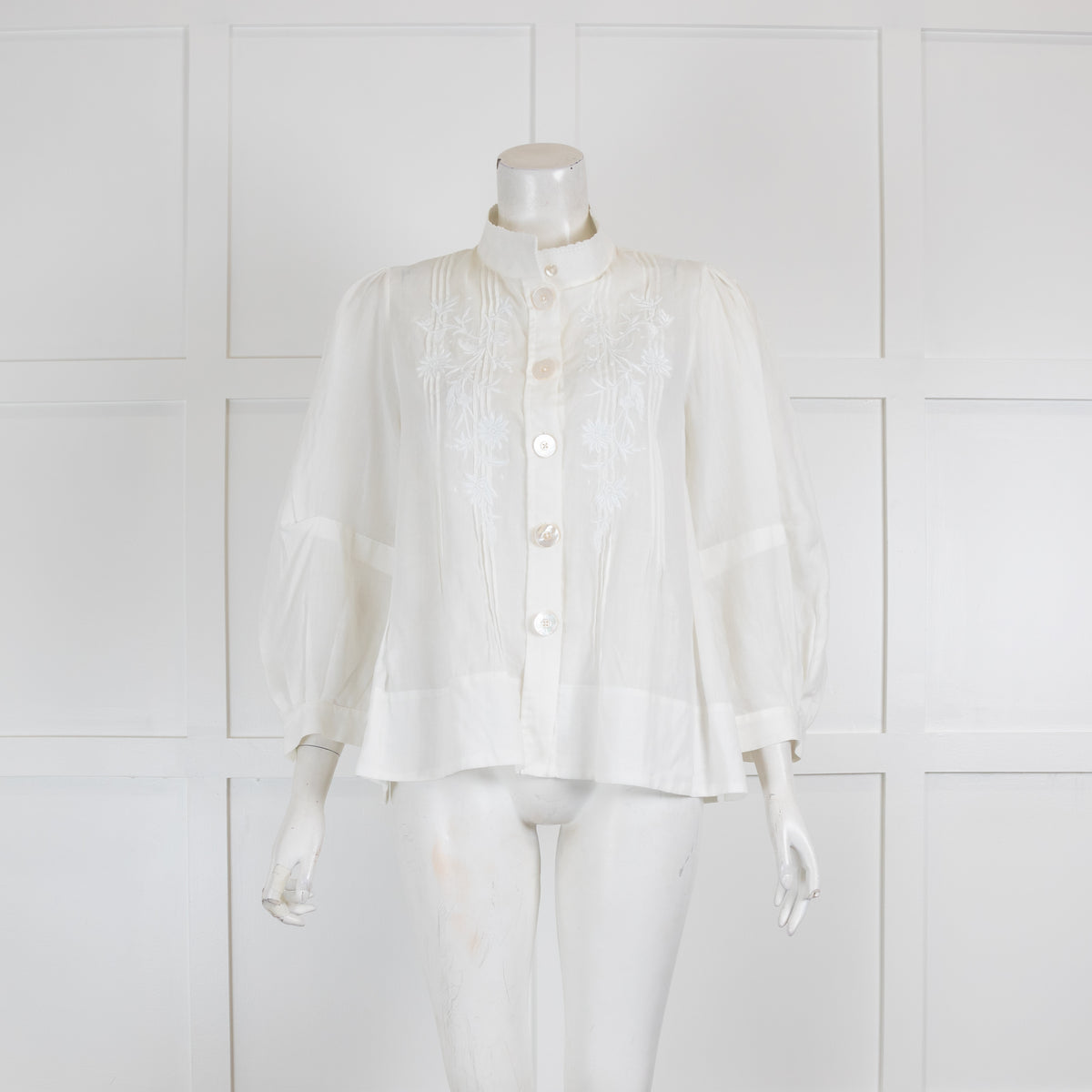 HIGH White Linen Floral Embroidered Blouse
