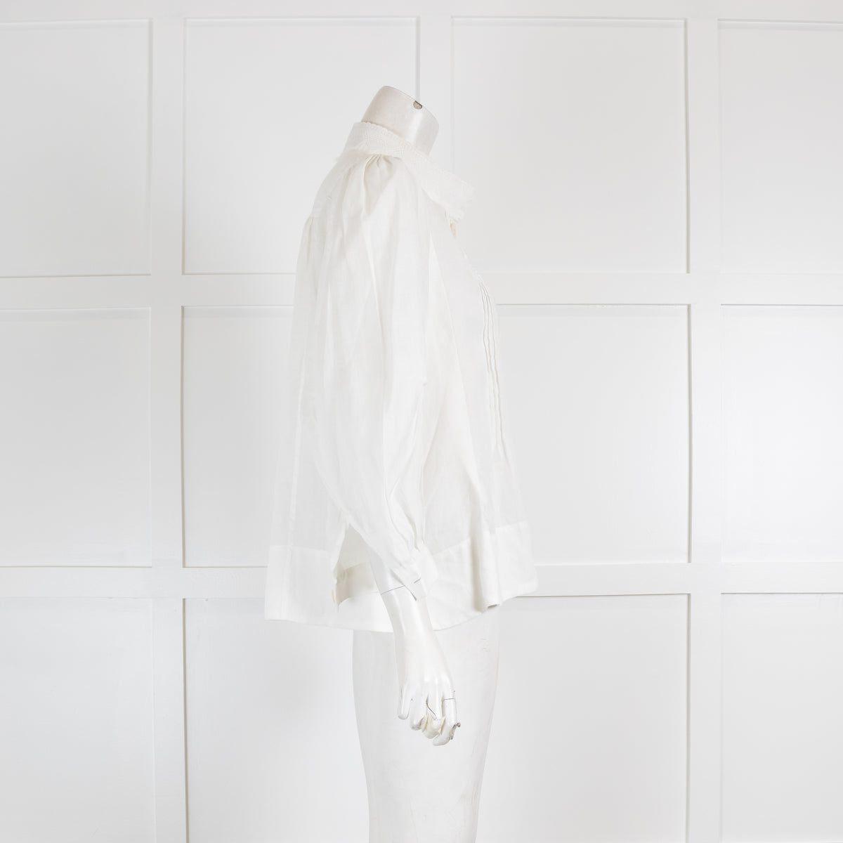 HIGH White Linen Floral Embroidered Blouse