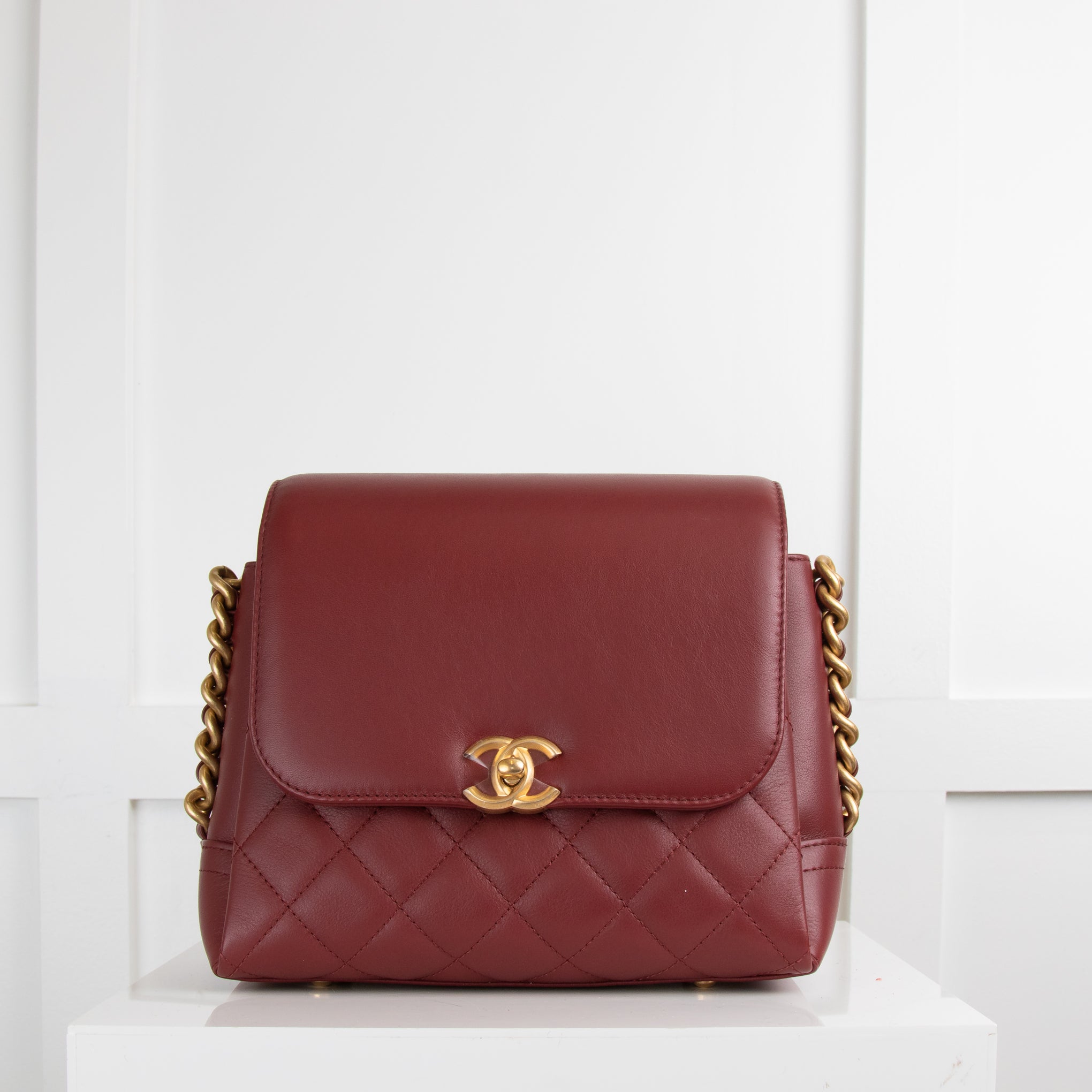CHANEL Jumbo Quilted Burgundy Flap Bag