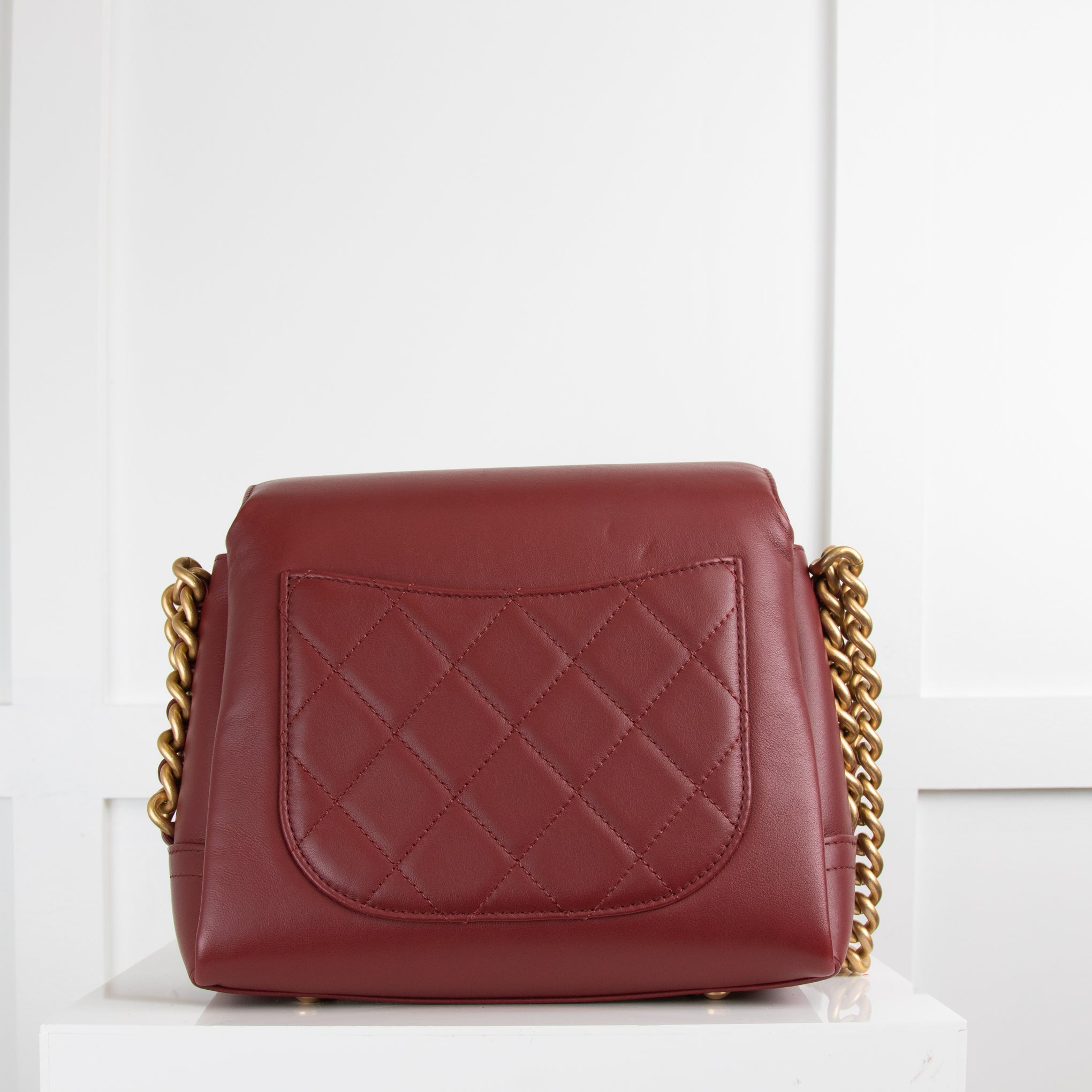 Splendid Chanel Mini Timeless square flap bag in black quilted