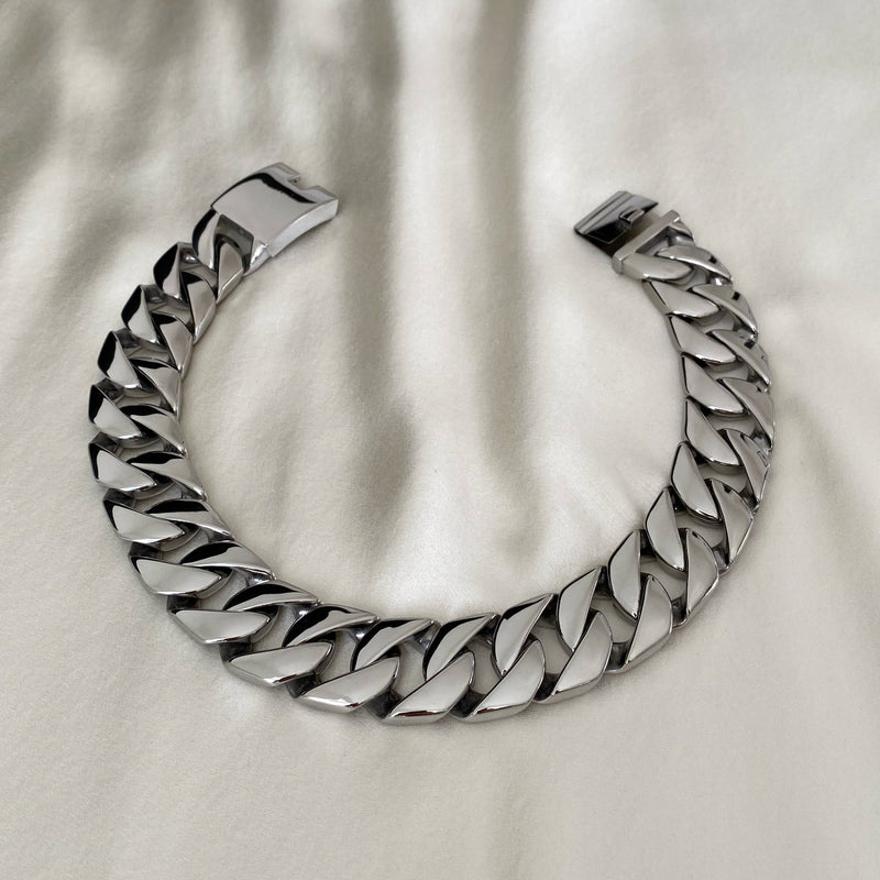 Anisa Sojka Silver Chunky Chain Necklace